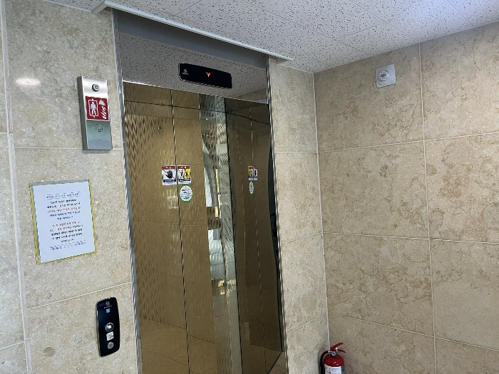 B000421202401300373072.jpg